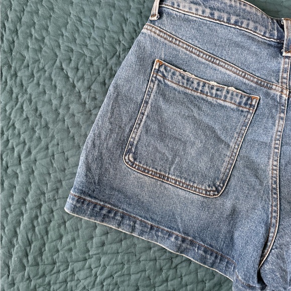 Madewell Denim Emmett Short: Patch Pocket / Sz 29 - Picture 5 of 5